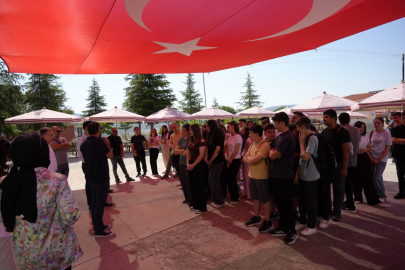 GÖRDES MTAL'DE DEV TÜRK BAYRAĞI ALTINDA FESTİVAL COŞKUSU